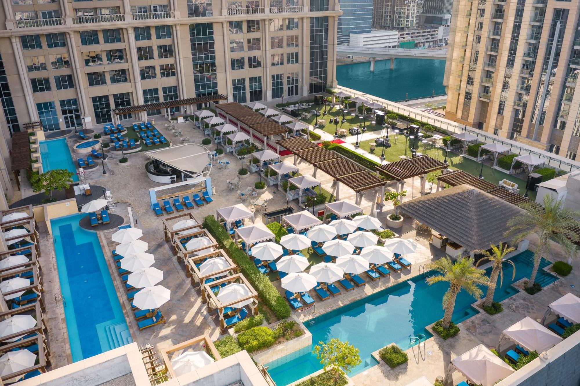 Hilton Dubai Al Habtoor City Exterior foto