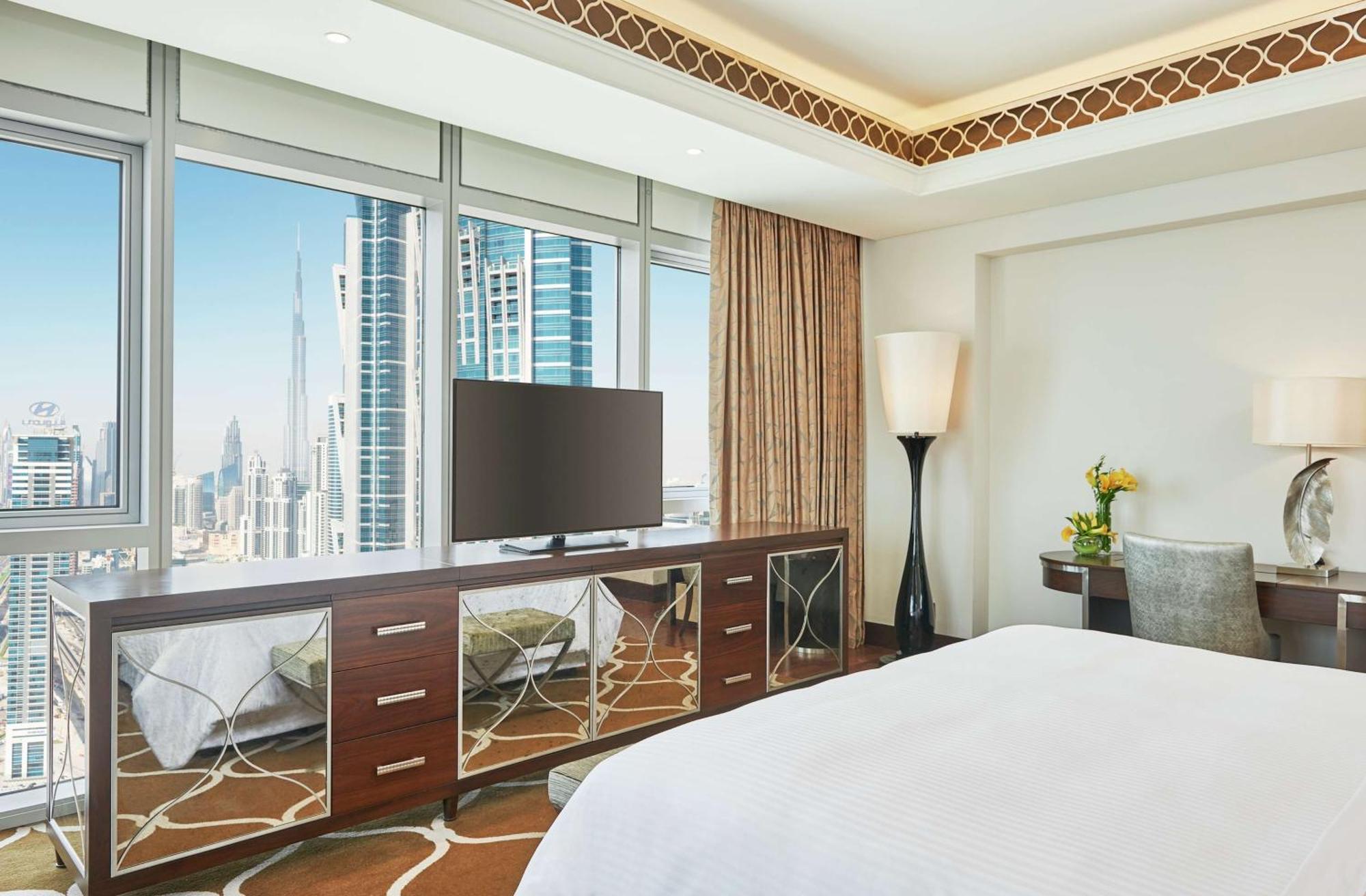 Hilton Dubai Al Habtoor City Exterior foto